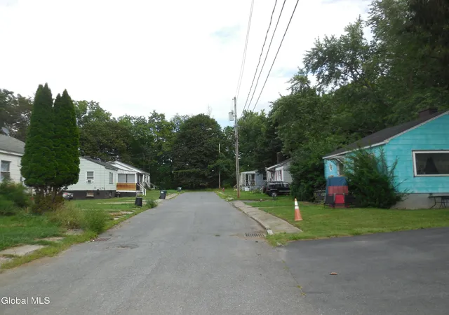 1-6-pleasant-pl-canajoharie-ny-13317/hzid_b8f248f1