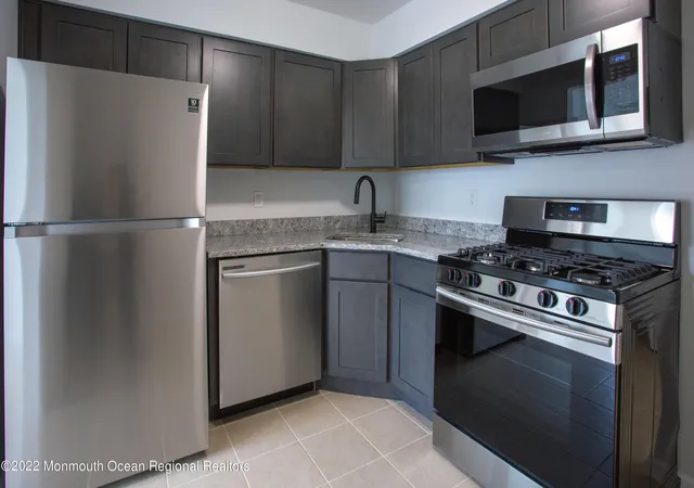 49-diane-dr-tinton-falls-nj-07753/hzid_feca2d85