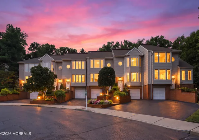 128-ambassador-dr-1042-red-bank-nj-07701/hzid_622d5a46