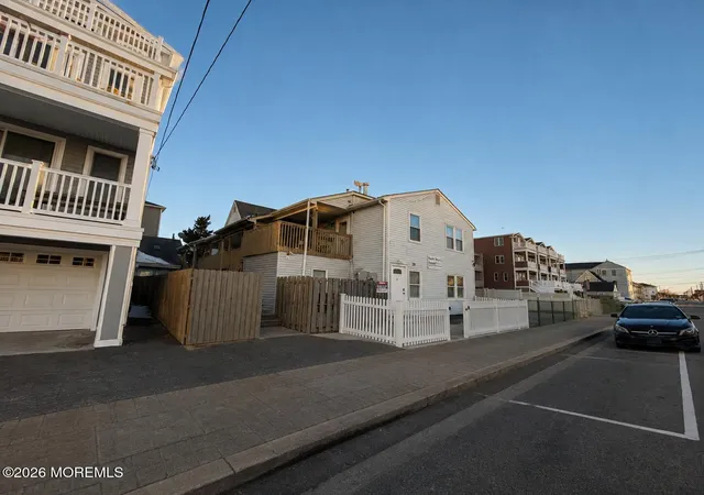 39-sampson-ave-6-seaside-heights-nj-08751/hzid_d0102d2f