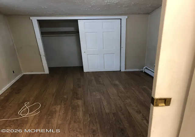 205-thompson-ave-north-middletown-nj-07748/hzid_57af8e2d