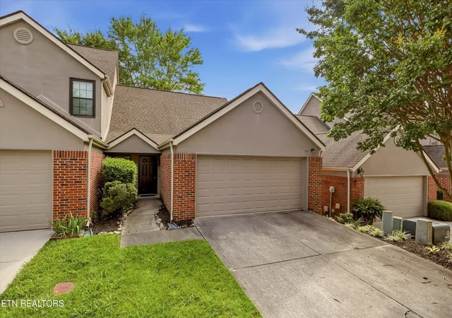 707-farragut-cmns-dr-farragut-tn-37934/hzid_d87f5d6b