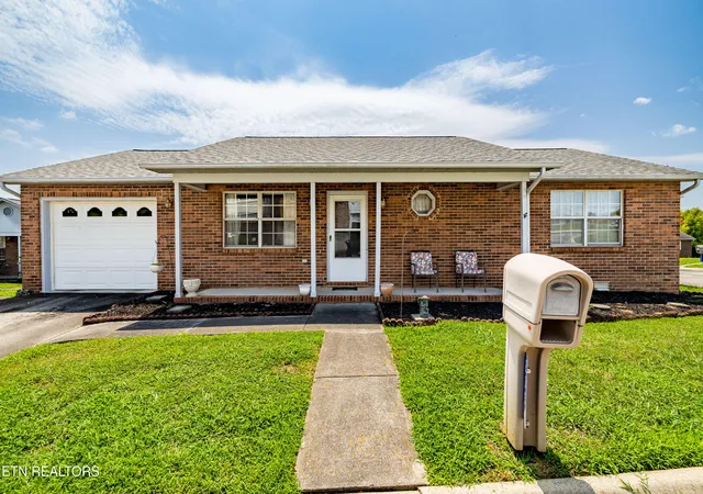 2354-governors-ct-maryville-tn-37801/hzid_f13f7992