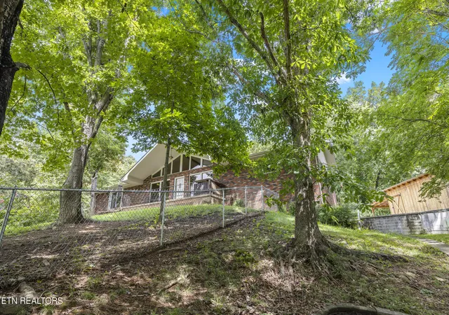 744-lee-cir-sevierville-tn-37862/hzid_6f6eea46