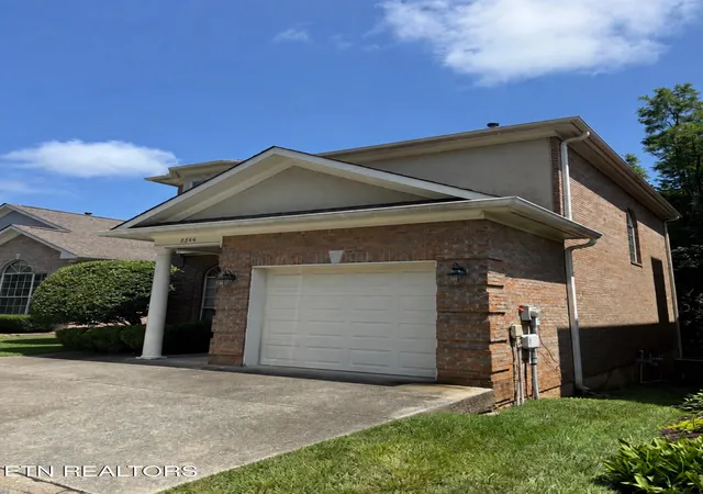 8844-lennox-view-way-knoxville-tn-37923/hzid_df682ea3