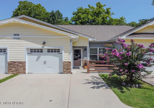 4470-keith-street-203-cleveland-tn-37312/hzid_40267237
