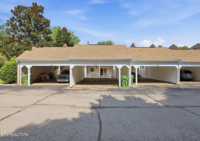 1954-sequoyah-ave-maryville-tn-37804/hzid_52c50b79