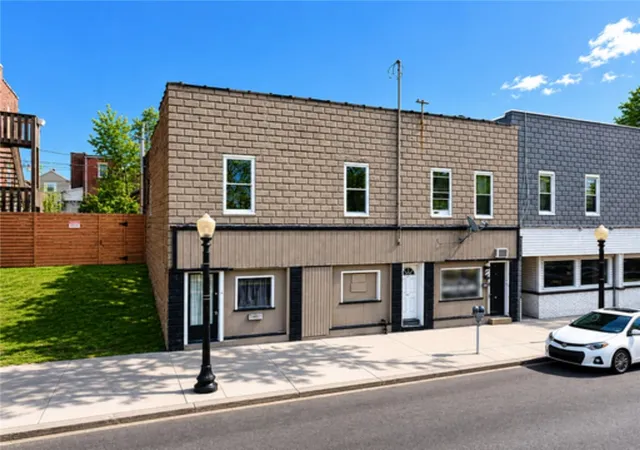 221-5th-street-ellwood-city-pa-16117/hzid_7fa21b71