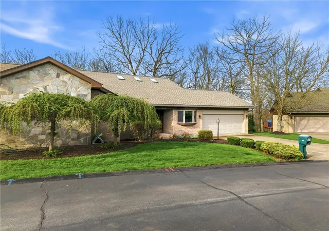 180-oakview-dr-hermitage-pa-16148/hzid_e4a41b4d