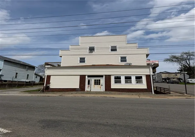 1000-grant-ave-east-butler-pa-16029/hzid_f18687b4