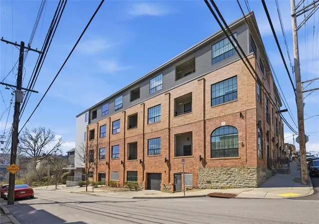 622-gross-st-306-bloomfield-pa-15224/hzid_ecb311b4