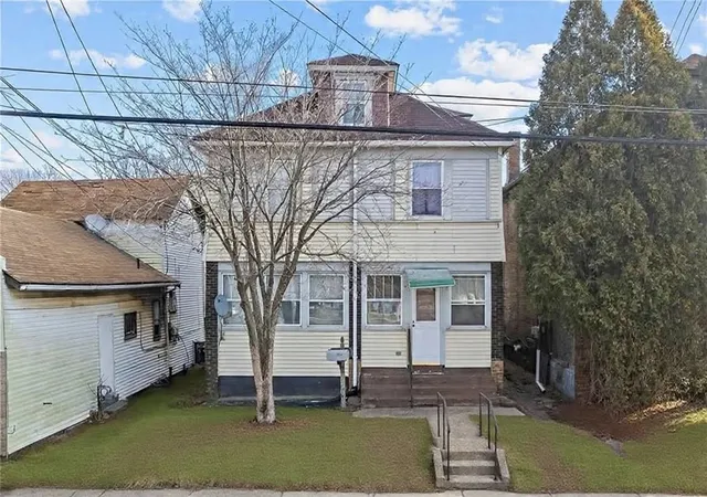 2208-duss-ave-ambridge-pa-15003/hzid_653f8e67