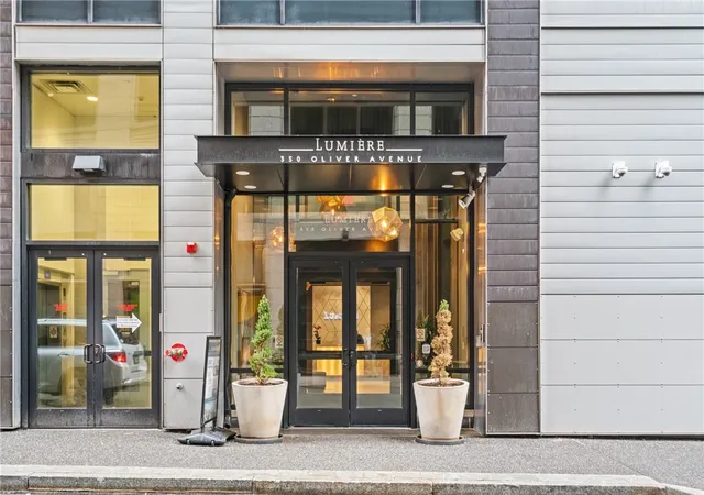 350-oliver-ave-1303-downtown-pgh-pa-15222/hzid_90229578