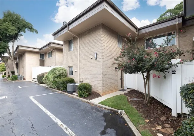 346-carpenter-dr-88-sandy-springs-ga-30328/hzid_7dd80a39