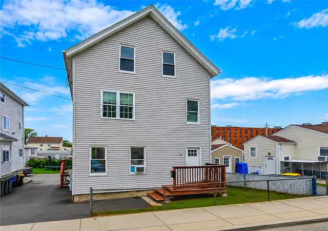 32-slater-st-fall-river-ma-02720/hzid_8d4e37d7