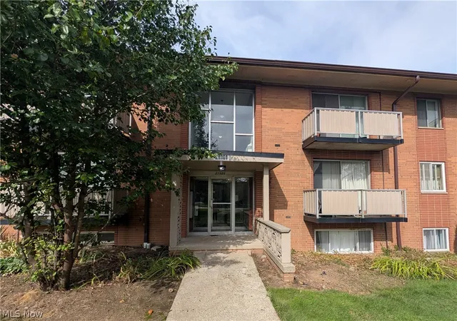 21801-river-oaks-dr-a2-rocky-river-oh-44116/hzid_0d4a1dd8