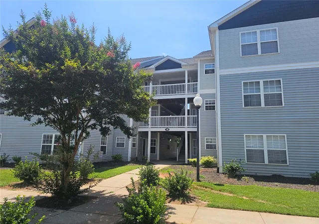 188-university-village-dr-l-central-sc-29630/hzid_6376c25a