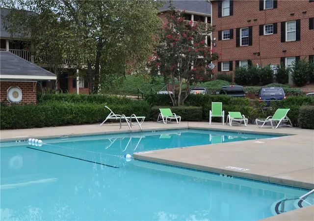 121-250-elm-st-clemson-sc-29631/hzid_a0dd75d4