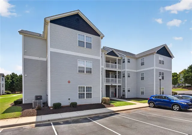 146-university-village-dr-central-sc-29630/hzid_d8adceb4