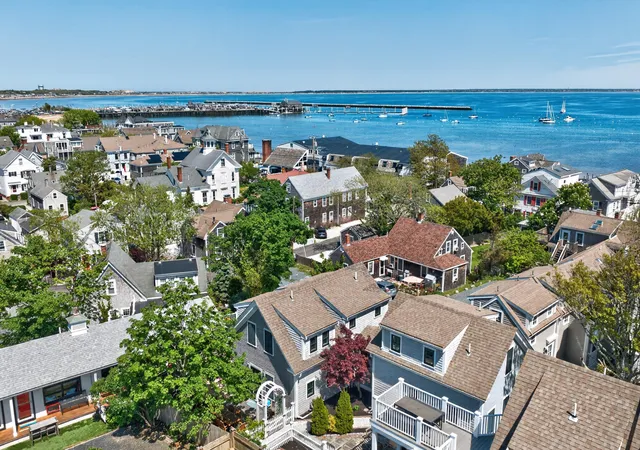 7-conant-st-unit-4-provincetown-ma-02657/hzid_973f7936