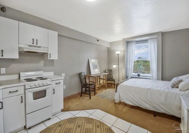 224-e-garden-st-404-pensacola-fl-32502/hzid_bfb94c4c