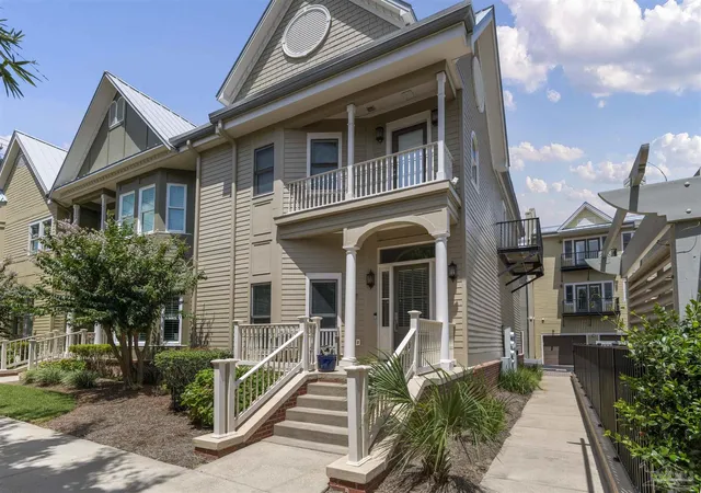 207-w-jackson-st-11-pensacola-fl-32501/hzid_3649a234