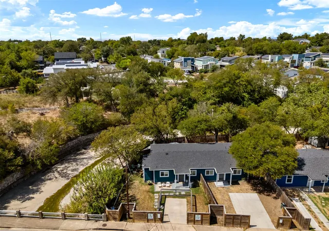 1616-webberville-rd-a-austin-tx-78721/hzid_480f48bc