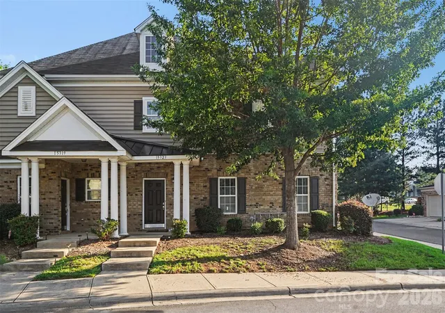 15323-barossa-valley-st-charlotte-nc-28277/hzid_114364d8