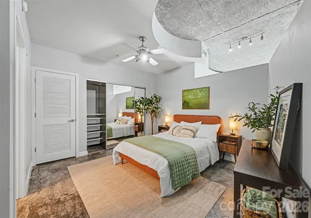 210-n-church-st-2608-charlotte-nc-28202/hzid_51ce5711
