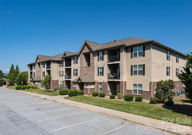91-brickton-village-cir-103-fletcher-nc-28732/hzid_7f8af697
