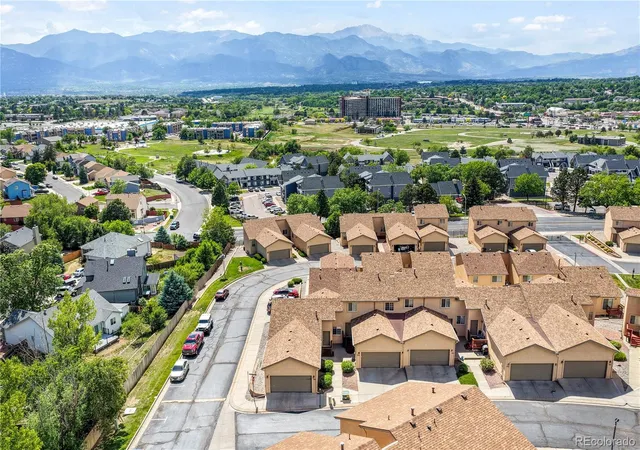 776-bosque-vista-point-colorado-springs-co-80916/hzid_e47633b1