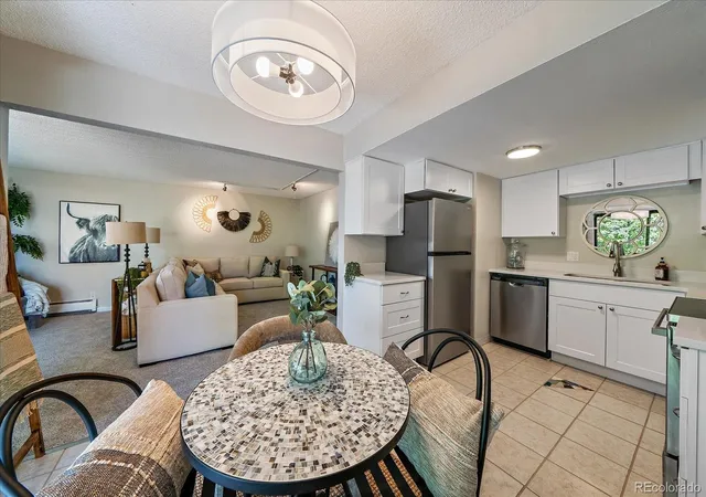 1021-carr-st-25-lakewood-co-80214/hzid_b93cb2cb