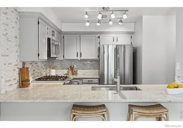 2892-w-long-cir-g-littleton-co-80120/hzid_ddcb0d74