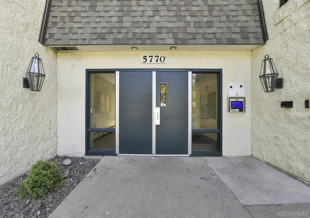 5770-e-warren-ave-316-denver-co-80222/hzid_6b481cb9