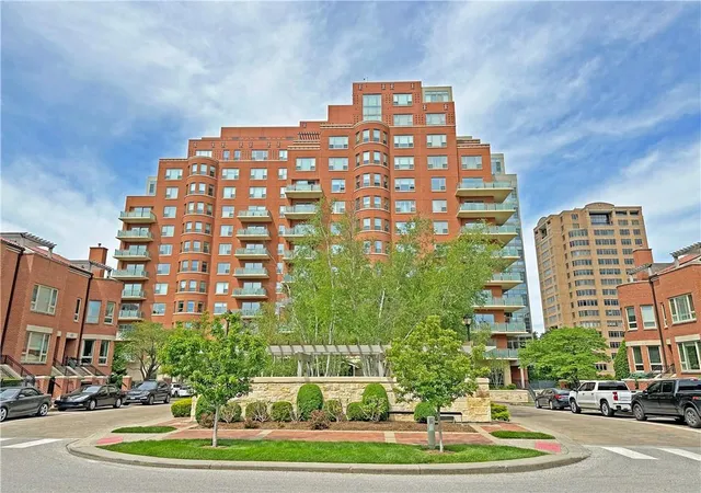 4950-central-st-102-kansas-city-mo-64112/hzid_d5adcfb5