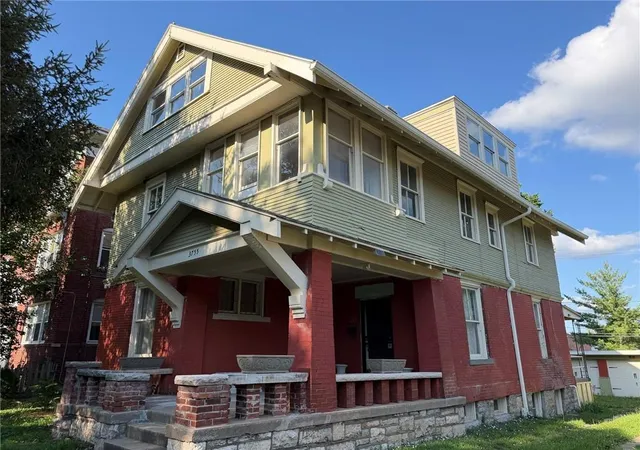 3755-washington-blvd-kansas-city-mo-64111/hzid_a990b72e