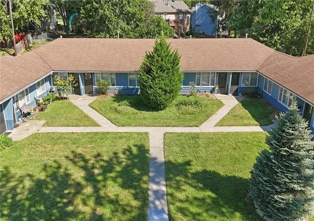 200-ne-79th-terrace-kansas-city-mo-64118/hzid_05aefeeb
