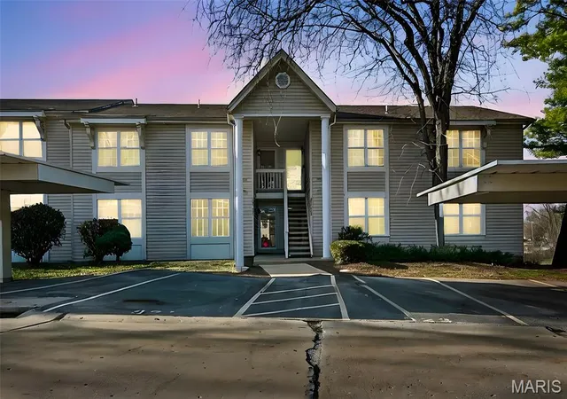 929-sugar-lake-ct-7-saint-peters-mo-63376/hzid_b6856a9d
