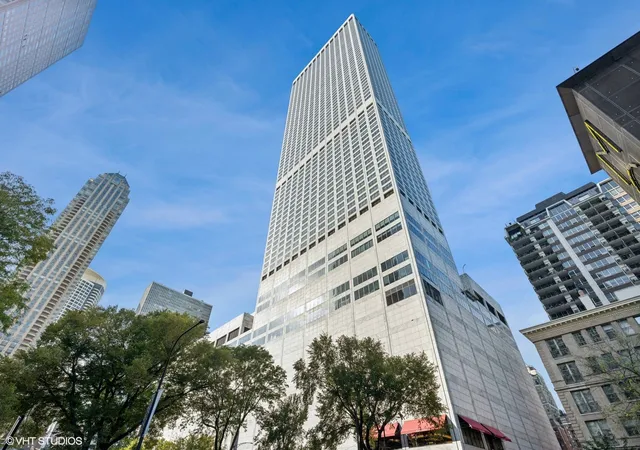 180-e-pearson-st-4801-chicago-il-60611/hzid_09a9006d