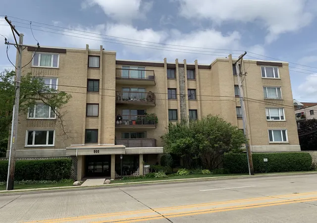 900-s-river-rd-4a-des-plaines-il-60016/hzid_9a13a286