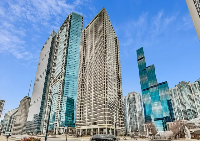 360-e-randolph-st-2502-chicago-il-60601/hzid_16bf5cc1