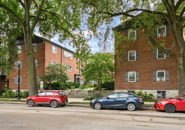 1314-central-st-3n-evanston-il-60201/hzid_0a83138e
