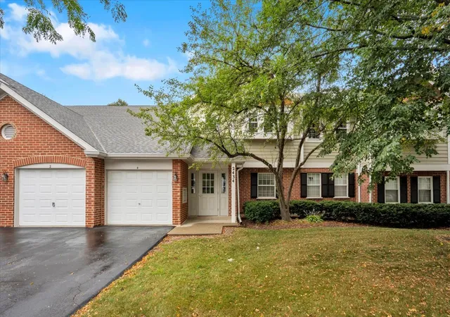 2434-charleston-dr-2-schaumburg-il-60193/hzid_2836737e