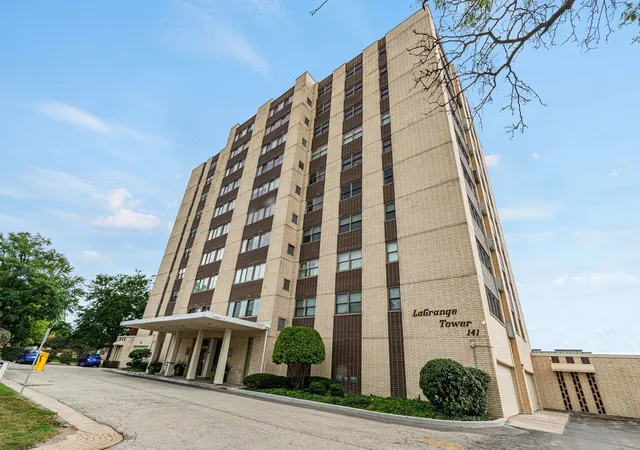 141-n-la-grange-rd-302-la-grange-il-60525/hzid_59195543