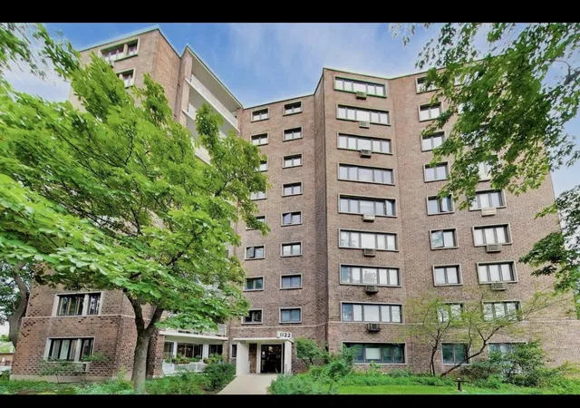 1122-w-lunt-ave-2d-chicago-il-60626/hzid_19fea8b7