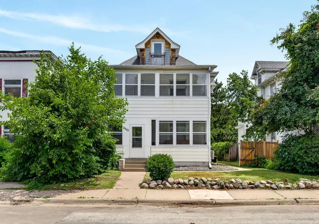 1539-washington-st-ne-minneapolis-mn-55413/hzid_f4f04202