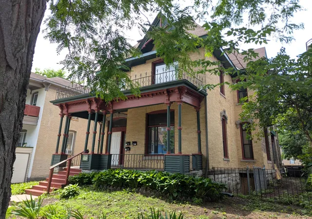2106-elliot-ave-minneapolis-mn-55404/hzid_795754cf