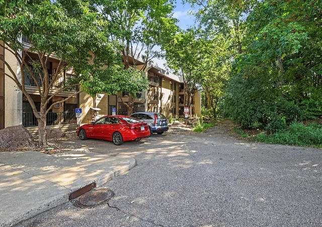 4680-tower-st-se-322-prior-lake-mn-55372/hzid_0194dd9b