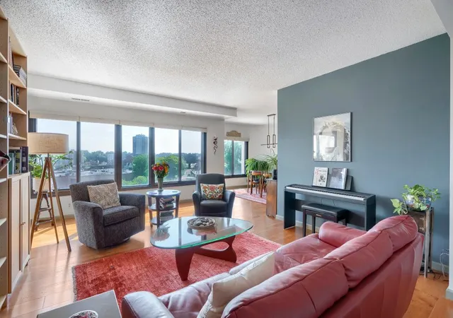 3145-dean-ct-505-minneapolis-mn-55416/hzid_8c02f2ab