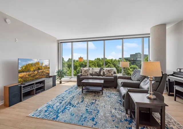 8151-33rd-avenue-s-407-minneapolis-mn-55425/hzid_22231b90